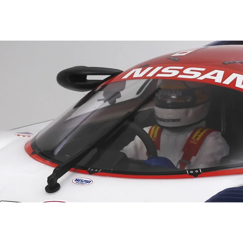 TAMIYA 1/10 R/C Nissan R91CP Samles�t.