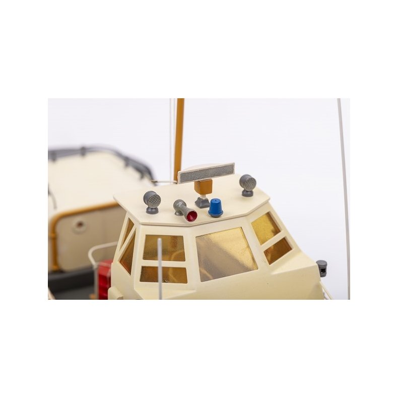 1:40 U.S. COAST GUARDS ( PLASTIC HULL )