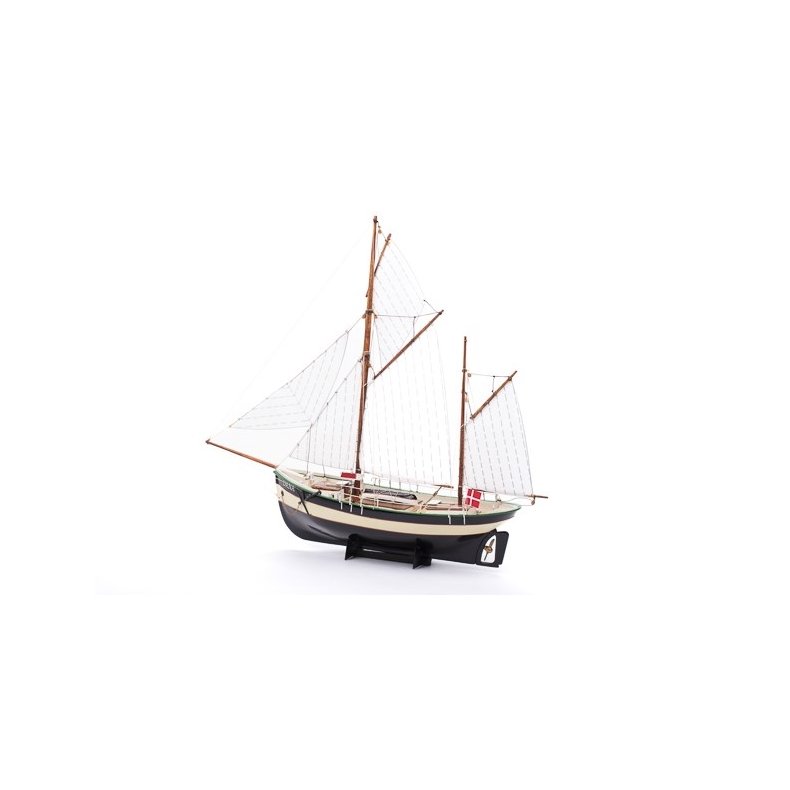 1:60 DANA ( PLASTIC HULL )