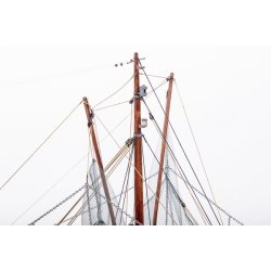 1:33 CUX 87 krabbekutter ( WOODEN HULL )