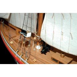 1:40 COLIN ARCHER -WOODEN HULL