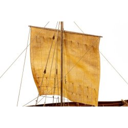 1:25 ROAR EGE -WOODEN HULL