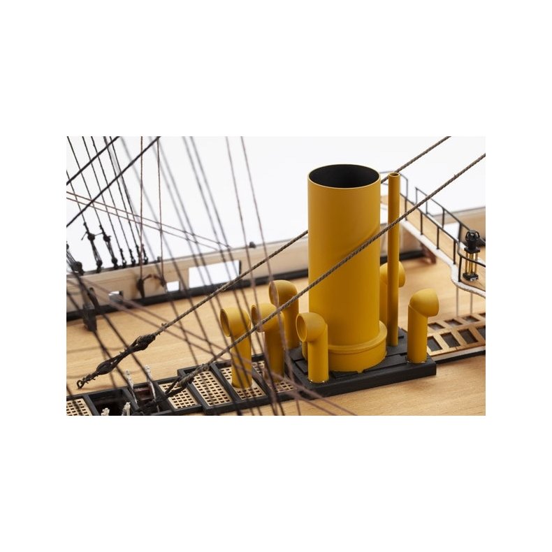 1:100 HMS WARRIOR -WOODEN HULL