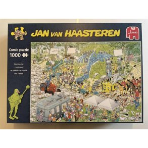 Puslespil. JAN VAN HAASTEREN ( Brugt. lagt en gang ) derfor den lave pris.